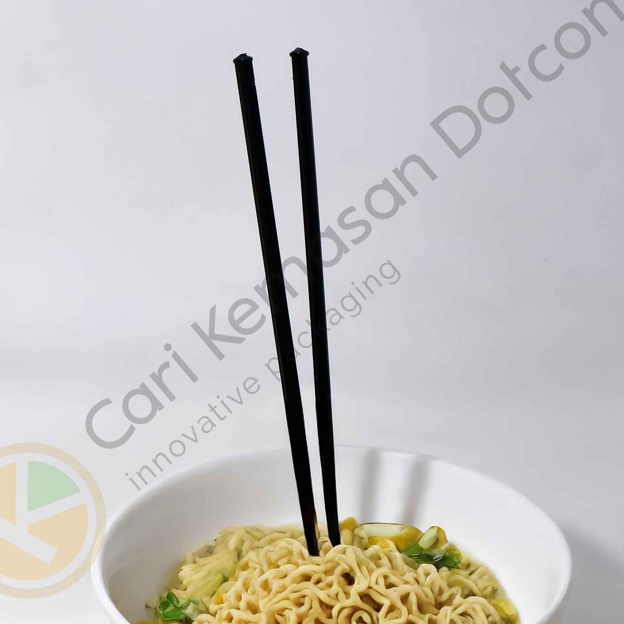 ISI 15 Sumpit Plastik Food Grade – Warna Hitam